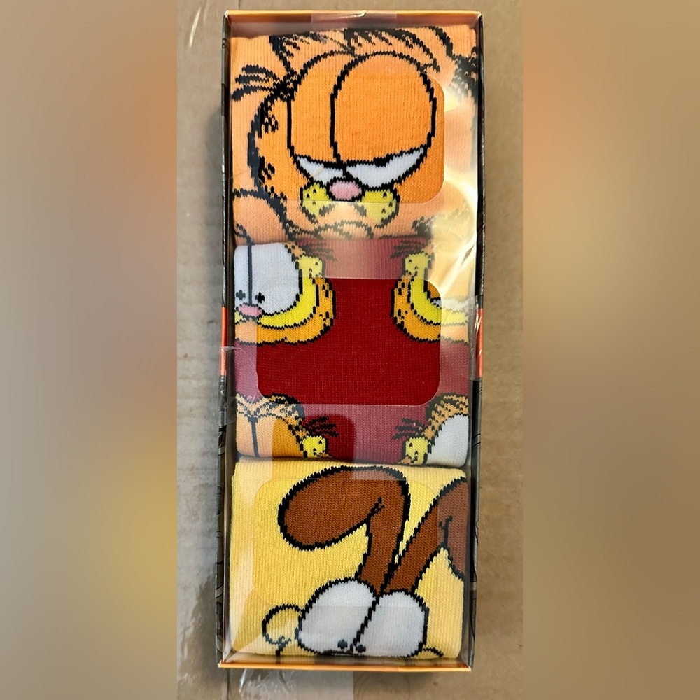 Bioworld & Nickelodeon Garfield Orange Crew Socks 3pk